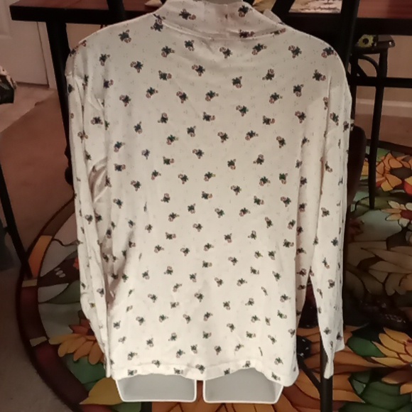 Holiday Time Large Mock Turtleneck Christmas Peppermint Canes - Picture 3 of 4